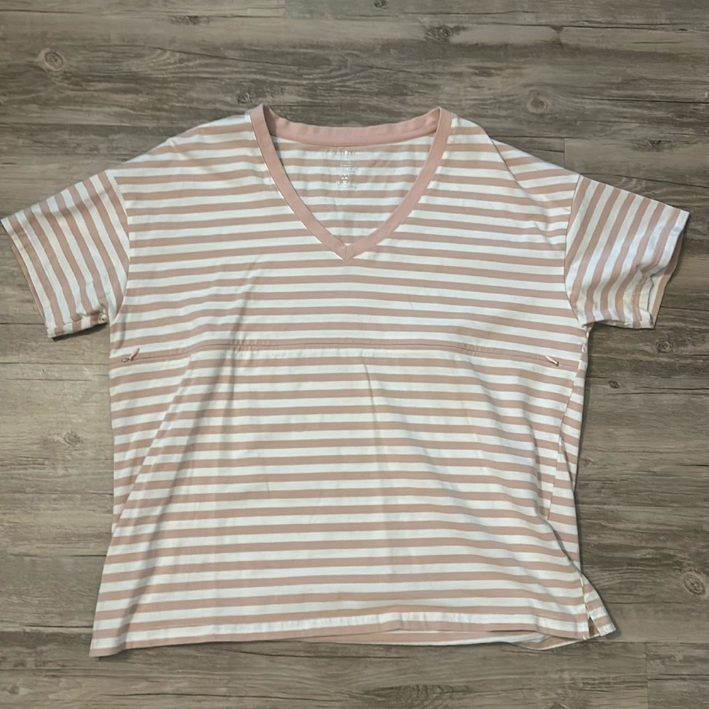 MoveMama Full-Zip Pink and White Striped Shirt Size XL